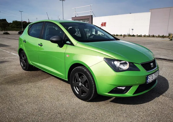 samochody osobowe Seat Ibiza cena 26900 przebieg: 132900, rok produkcji 2013 z Lębork